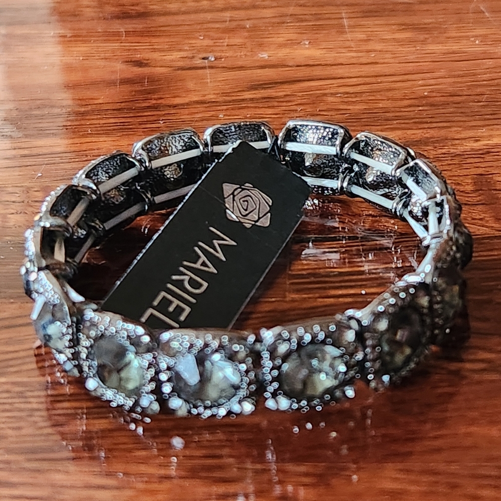 Mariell Rhinestone Stretch Bracelet - Picture 2 of 7